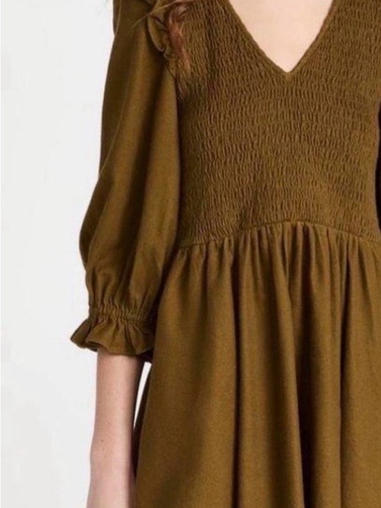 Madewell Dresses & Skirts - Madewell Olive Brown Flannel Smocked dress with Elastic Cuffs